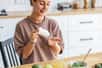 Les compléments alimentaires occupent une place croissante dans notre quotidien, que ce soit pour renforcer l’immunité, combler des carences ou accompagner certaines périodes de vie. Mais comment choisir un complément alimentaire naturel et fiable ?
